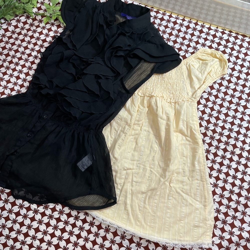 Summer Top Bundle - image 2